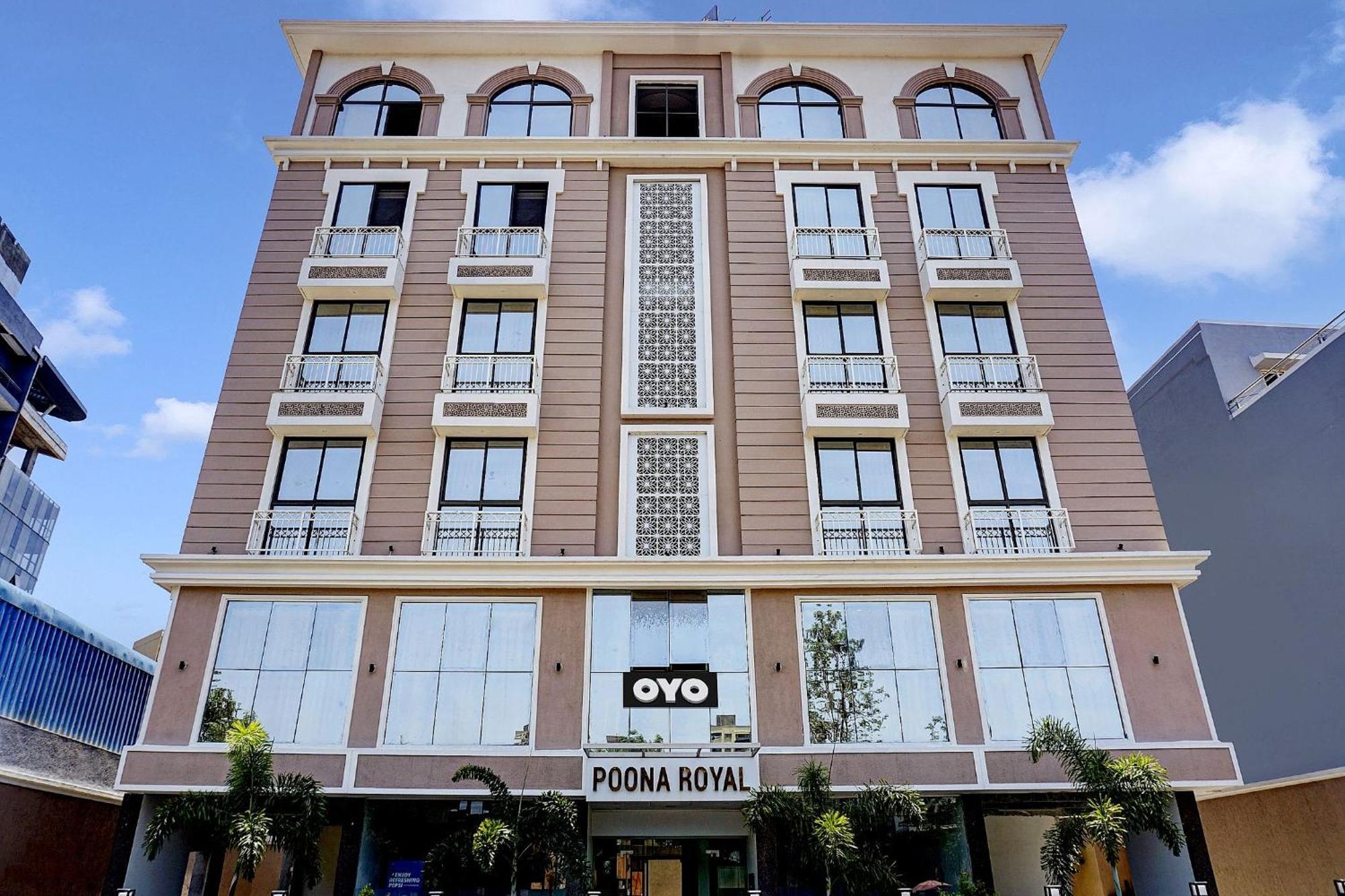 Super Townhouse Poona Royal Hotell Pimpri-Chinchwad Exteriör bild